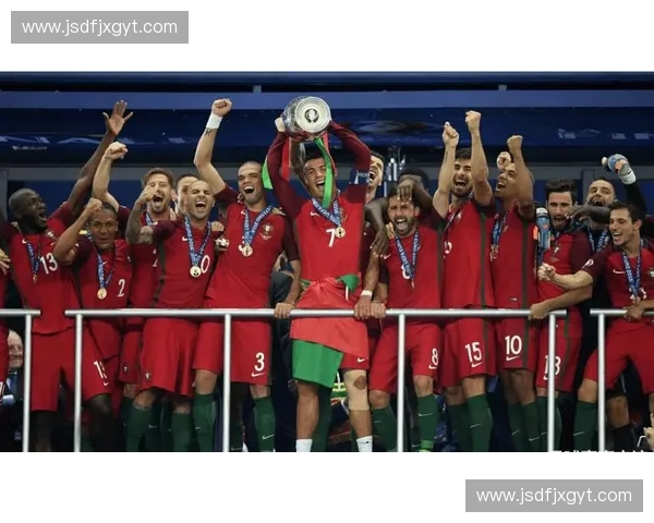 世界杯葡萄牙精彩赛事全程直播，带你实时跟踪每场比赛精彩瞬间
